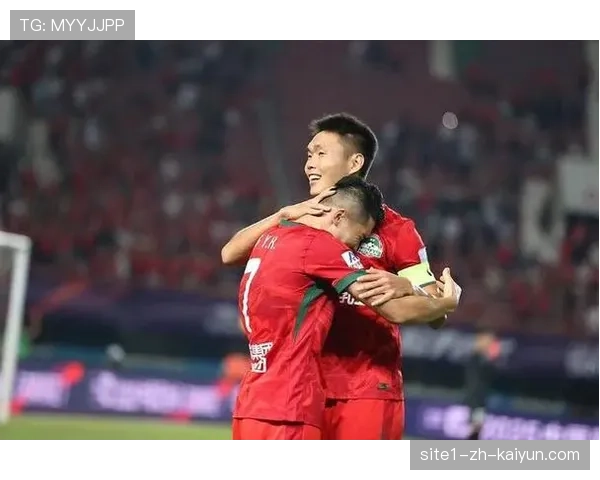 河南队王上源越老越妖,队长经验在中场绞杀体系中的作用